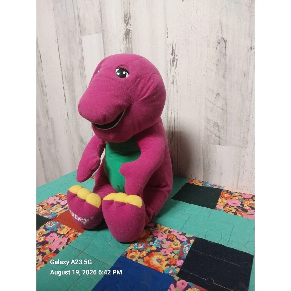 Vintage 1996 Talking Barney Playskool 18